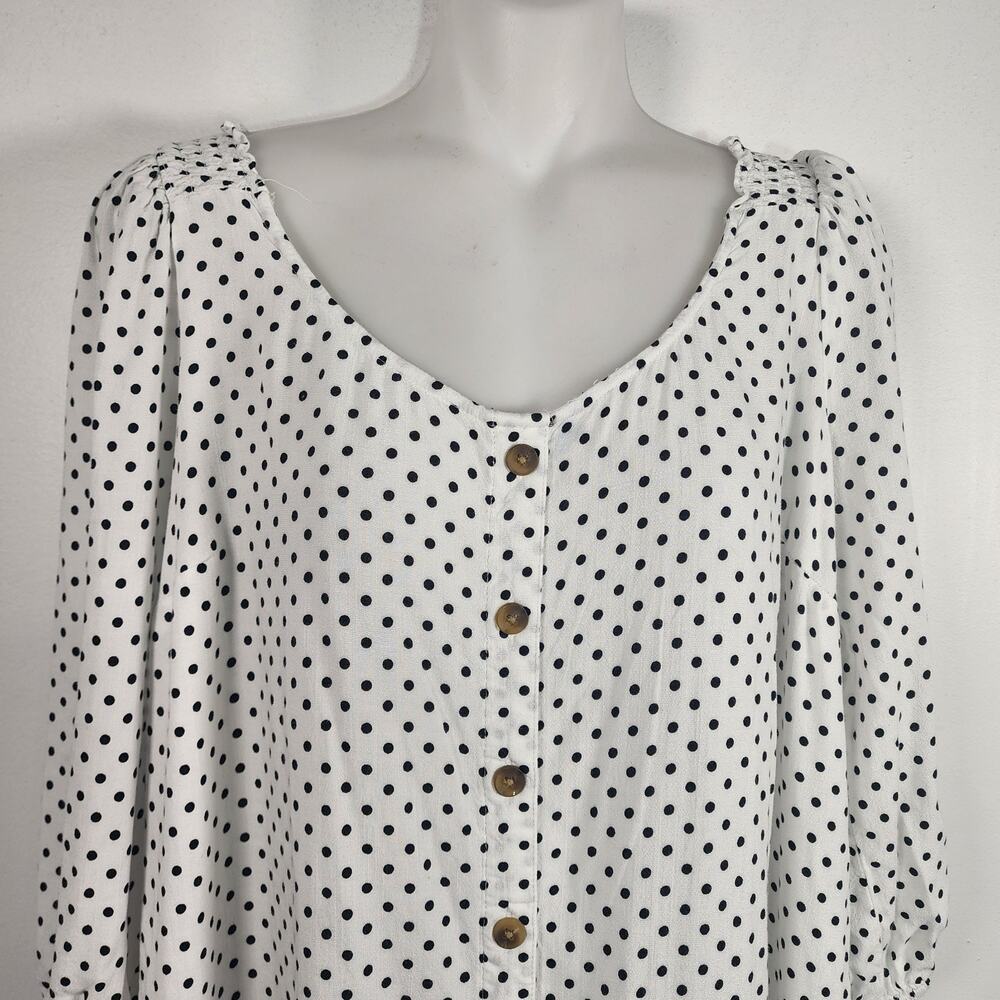 Torrid Womens Top White Black Polka Dot Button Front Puff Sleeve Scoop Neck 1X - Picture 3 of 10